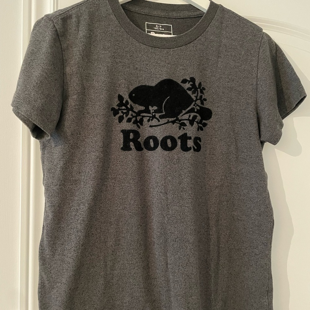 Roots Tshirt